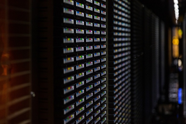 Foto de um dos datacenters da TIM
